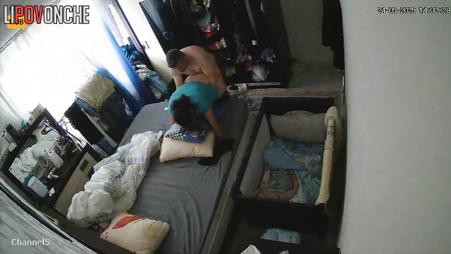 He interrupted her while she was doing her housework