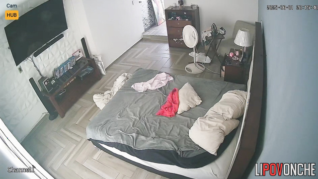 Temperamental wife asked her husband to fuck her hard in doggystyle position