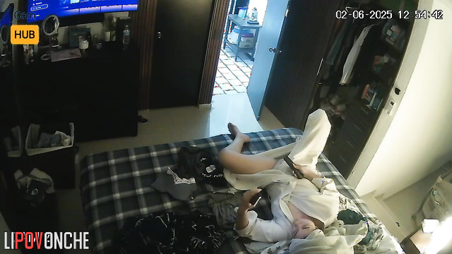 Boyfriend came and amused her with sex / home tape
