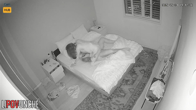 Skinny wife ridden the big cock of her brutal tattooed husband