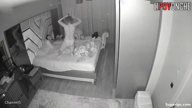 Skinny hottie keeps up with her husband's cock all the way to orgasm