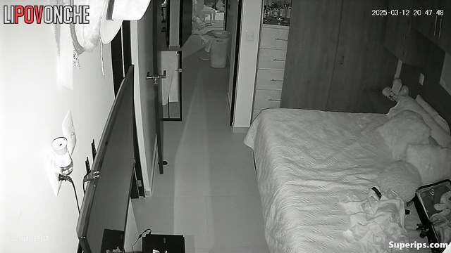 The cunning blonde arranged an express licking of her boyfriend's cock