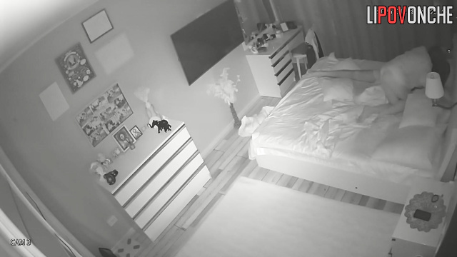 Excited wife kept her husband awake by giving him a luxurious blowjob
