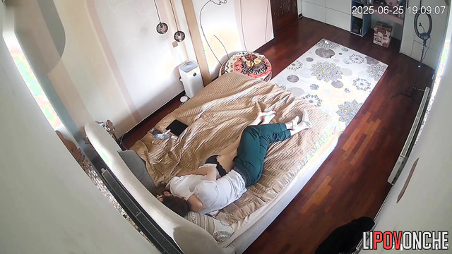 Young boyfriend brought his girlfriend to orgasm by licking her hot pussy
