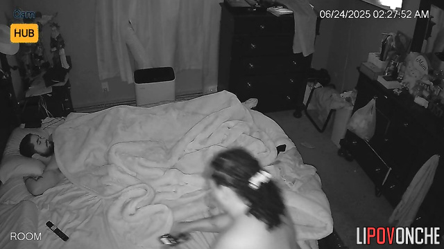 She loves sitting on his sweaty face - hidden camera