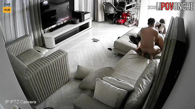 Boyfriend fucked her hot on the floor and filmed it