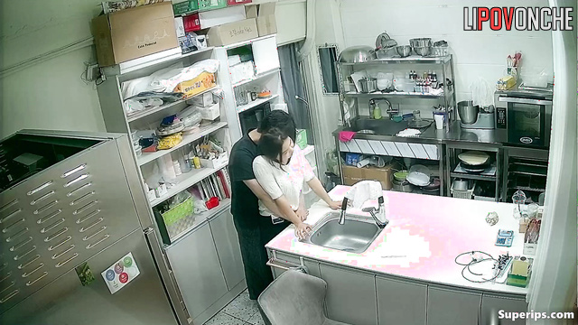 A young Korean girl was fucked by her new boyfriend right in the kitchen