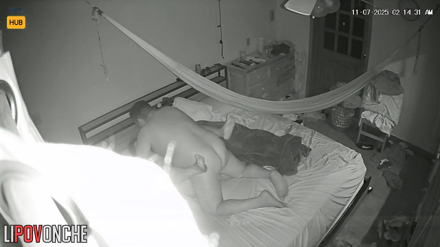 Fat people enjoys sex, unaware that the camera sees everything