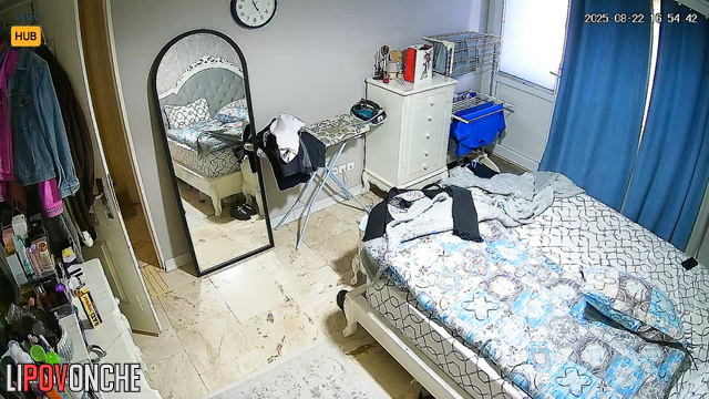 Chubby lady was shocked to find a camera pointing at the bed quietly