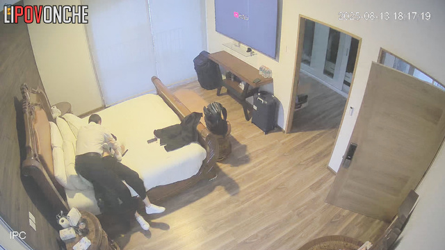Nobody realized a secret camera was fixed behind the curtain, look