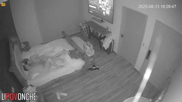 Nobody realized a secret camera was fixed behind the curtain, look