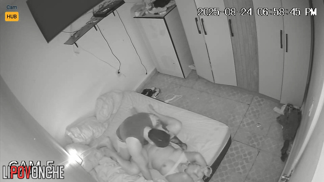 Tattooed lady jumping on his cock faster than anyone else