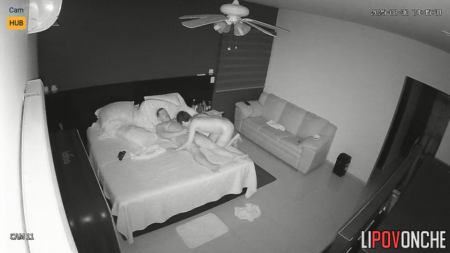 A temperamental Mexican girl gives her horny husband a gorgeous blowjob