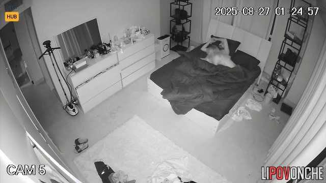 Seductive Iranian wife lifts her bearded husband's big cock with her tongue