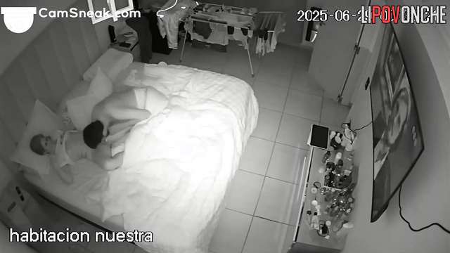 Hot sex and a pleasant orgasm instead of boredom before bedtime