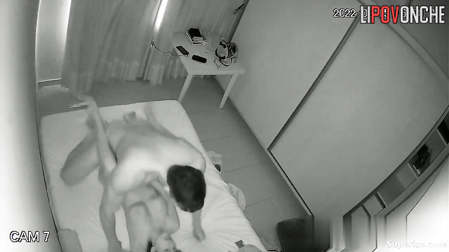 Naked lovers did it so hot / bedroom sex scenes, look