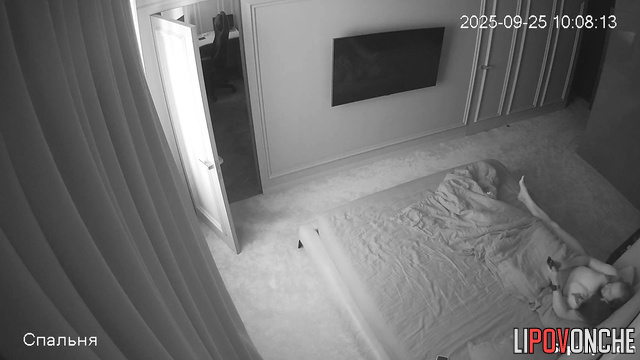 Boyfriend cumed her gorgeous body - hidden camera