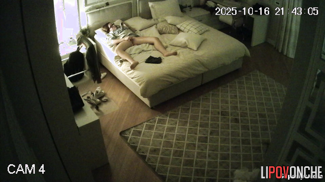 Teen masturbating to her new classmate - solo video