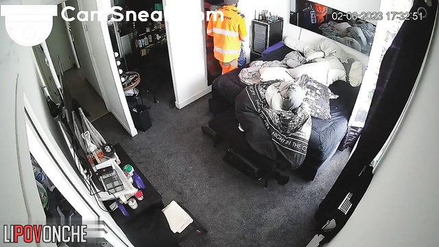 When he came home she did nothing - hidden camera
