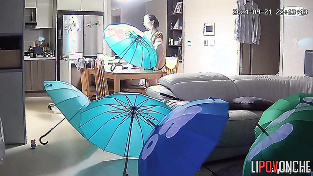 This is just her morning routine before work, look