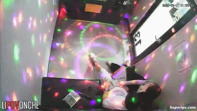 A sly Korean girl lured her boyfriend to karaoke and grabbed his cock