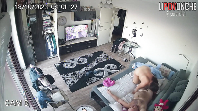 Man fucked a milf with big tits right in his living room