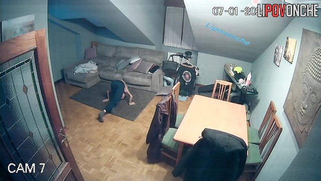 Simple sports activities in the living room - hidden tape