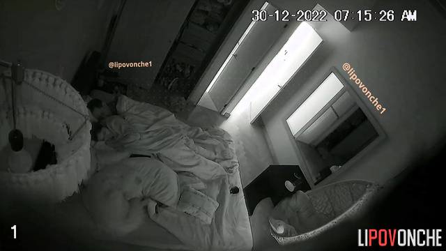 Young beauty lady enjoying cunni before sleep right now