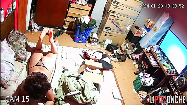 Unemployed whore is bored on the bed, watch now