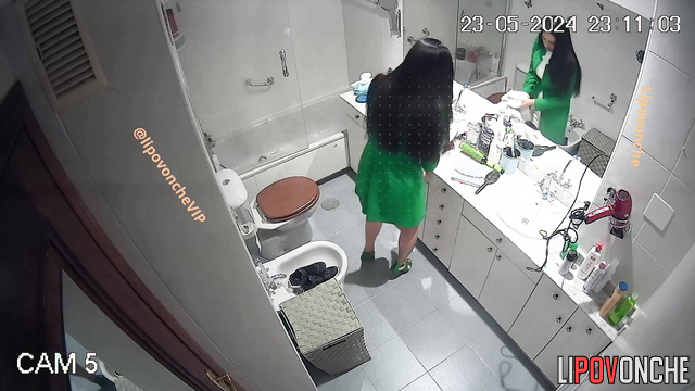 Her lover installed a camera in her bathroom to watch her pee