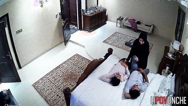 Look what horny muslims do when Allah isn't looking