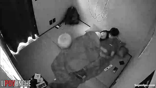 Cute hug session of Asian couple (join their nice company)