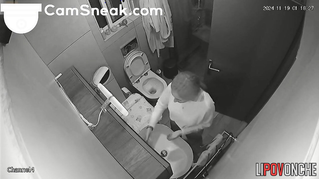 Husband secretly filmed his red-haired wife relieving herself in the toilet