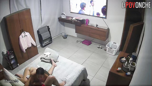 Oral pleasure during tv watching, as he likes - spy cam