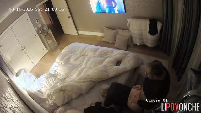 A granny with a big ass gets into the doggystyle position in front of her old husband