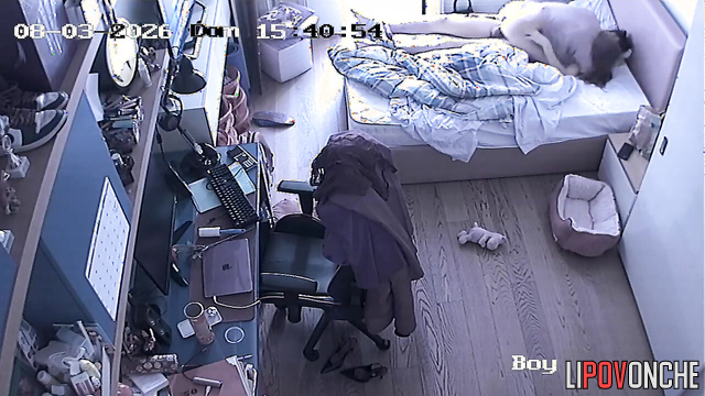 A skinny girl is jumping her sexy ass on her boyfriend's cock