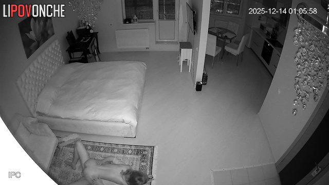 Sex and cunnilingus on the second date, spy camera