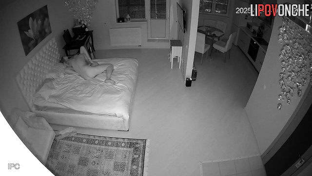 Sex and cunnilingus on the second date, spy camera