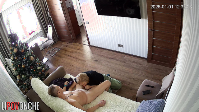 Fast blowjob on the sofa (spouses having Christmas fun)