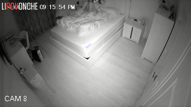 Everybody in her house were sleeping so she started to play with pussy