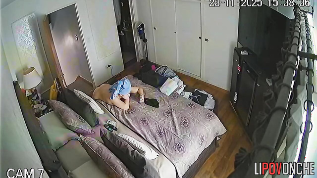 She have just finished shower routine and lays all fresh and nude on the bed