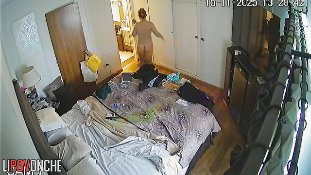 Look at private life of ginger chick with big ass in her bedroom