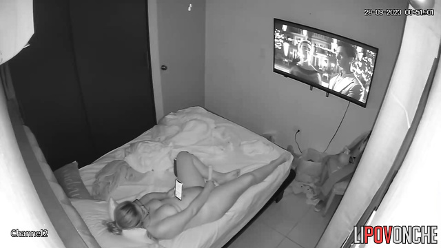 Juicy woman got excited during texting with her lover and satisfied herself