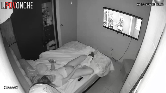 This woman bought new vibrator and received lots of orgasms that night