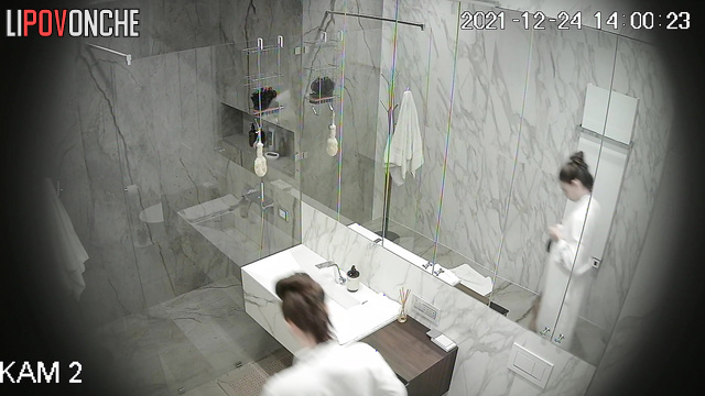 She is sure that nobody watches how she washes (secret camera in bathroom)