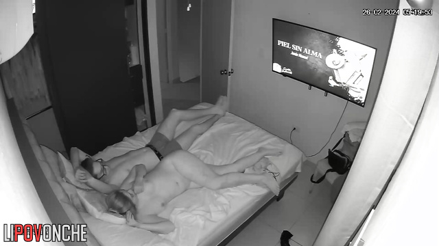 A cute mommy teases her bored husband with her caresses and sits on his cock