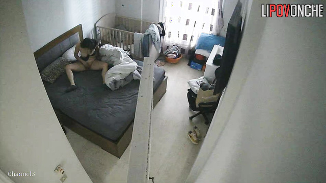 The horny wife woke up and treated her aroused husband to a steamy sex marathon