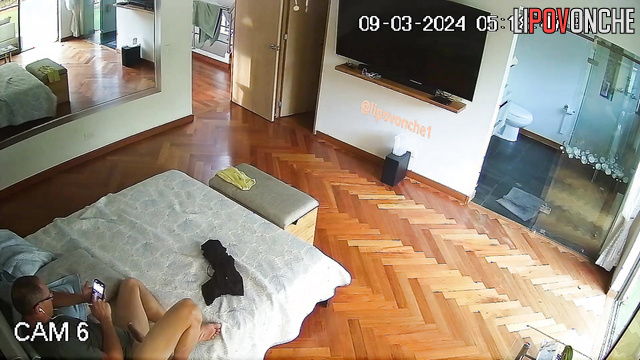 Cute stepdaughter gave a luxurious blowjob to her elderly stepfather