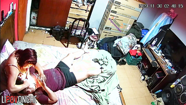 A couple's simple time in bed has turned into an active fuck