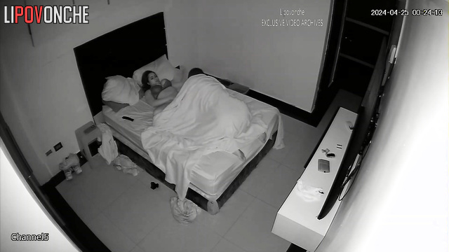 Big-breasted wife woke up her husband and demanded a fuck